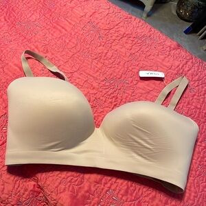 NWT SOMA EMBLISS WIRELESS BRA 42 DD